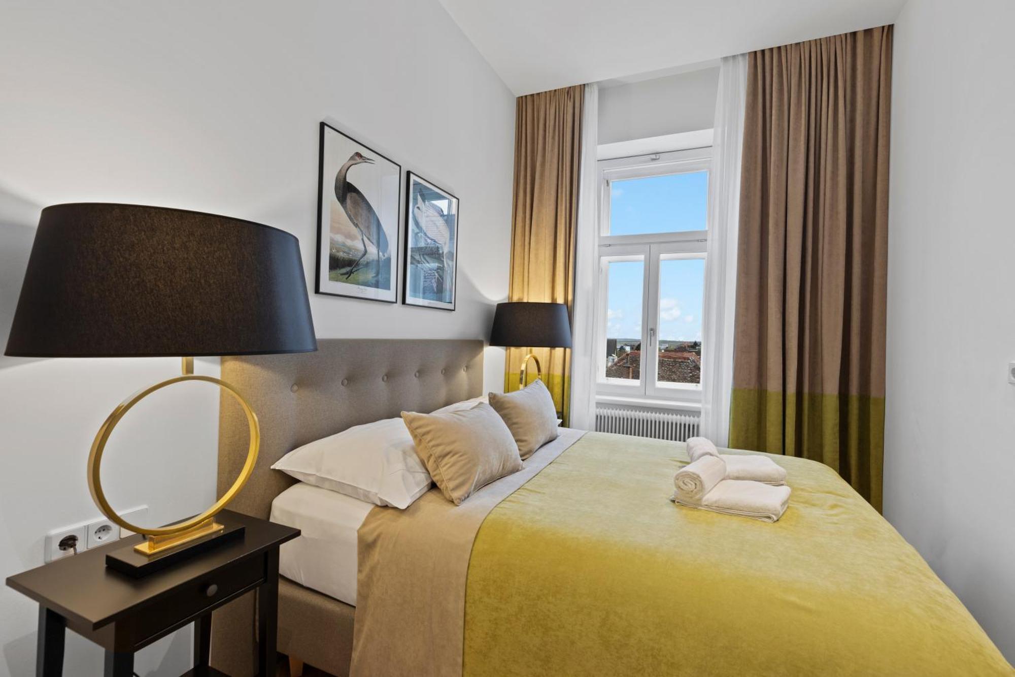 Sgrafit Apartments - Self Check-In Retz Ngoại thất bức ảnh