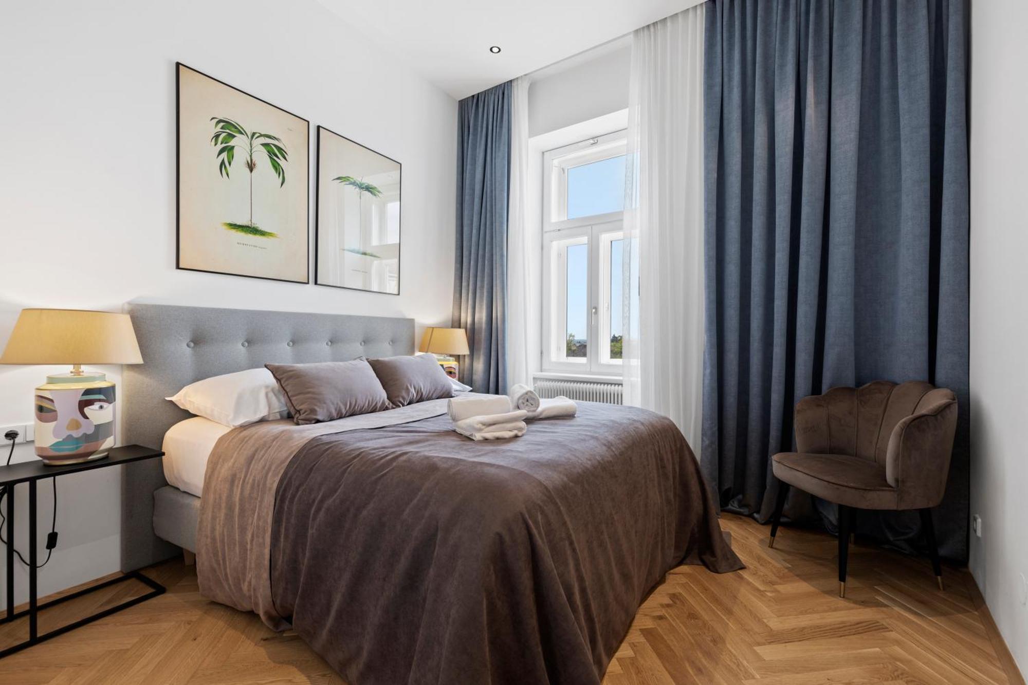 Sgrafit Apartments - Self Check-In Retz Ngoại thất bức ảnh